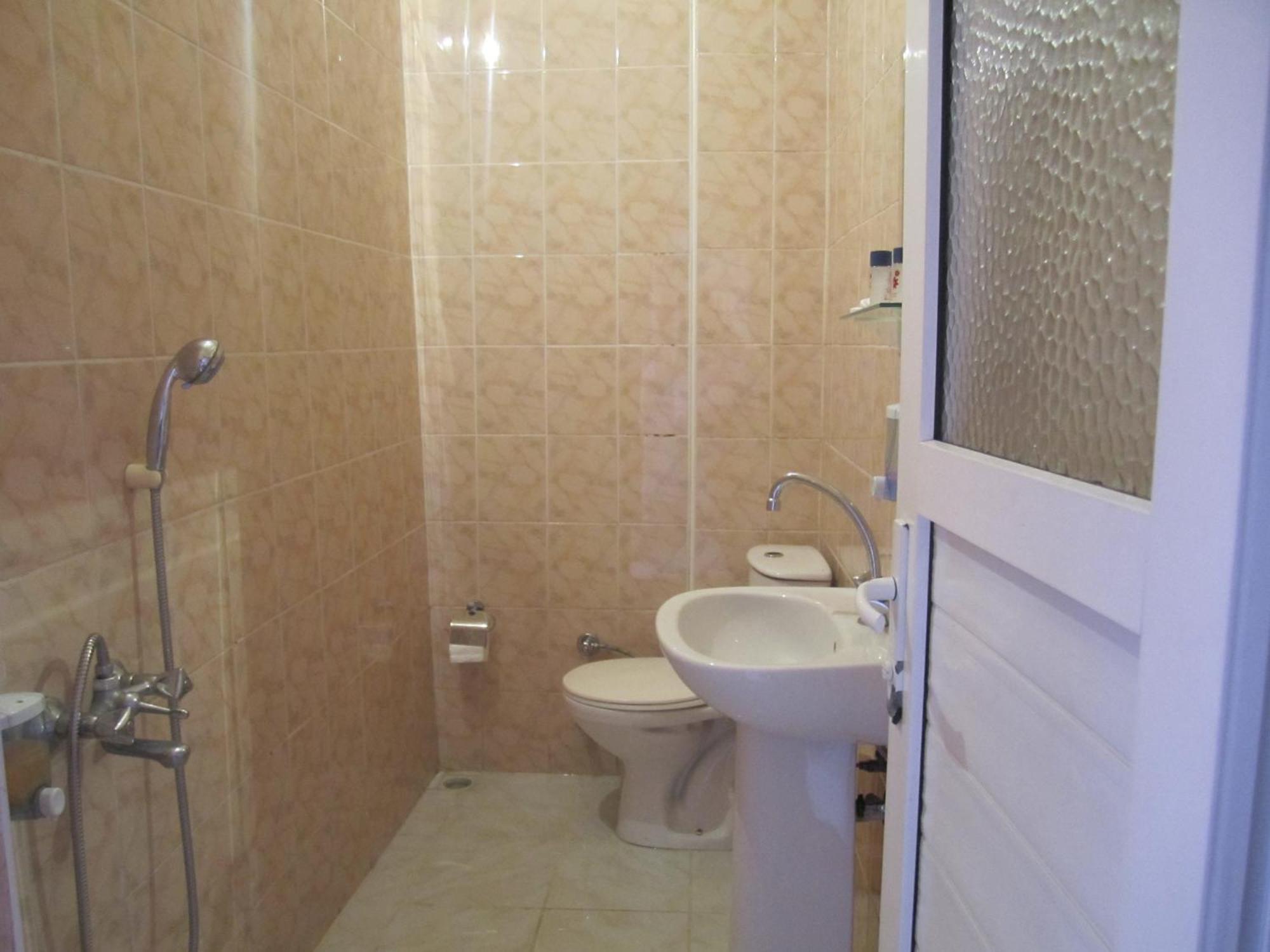 טראבזון Hotel Efe מראה חיצוני תמונה